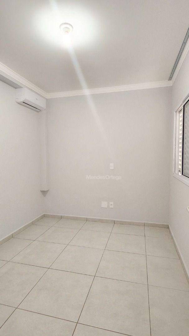 Apartamento à venda com 2 quartos, 70m² - Foto 18