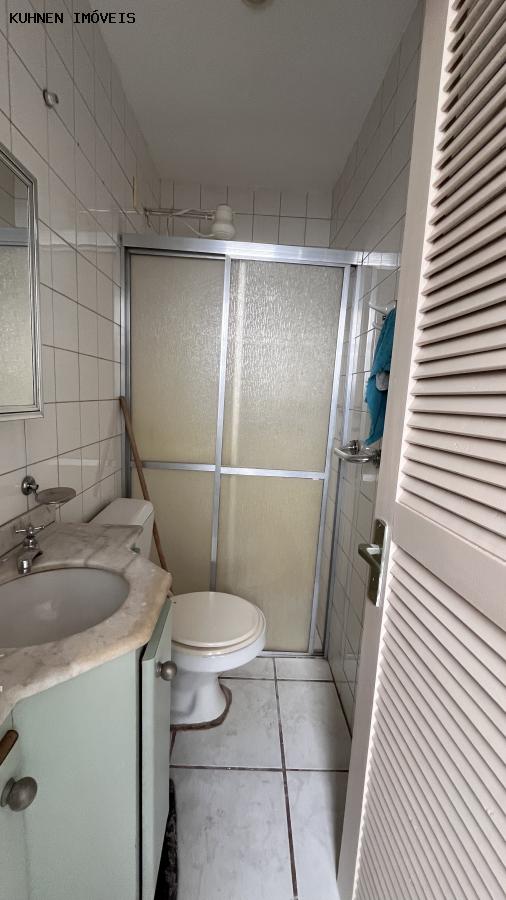 Apartamento à venda com 2 quartos, 95m² - Foto 12