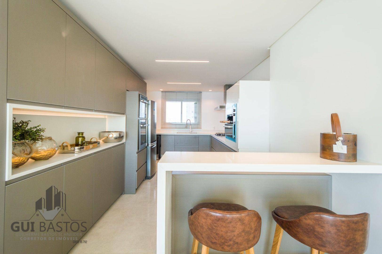 Apartamento à venda com 4 quartos, 181m² - Foto 15