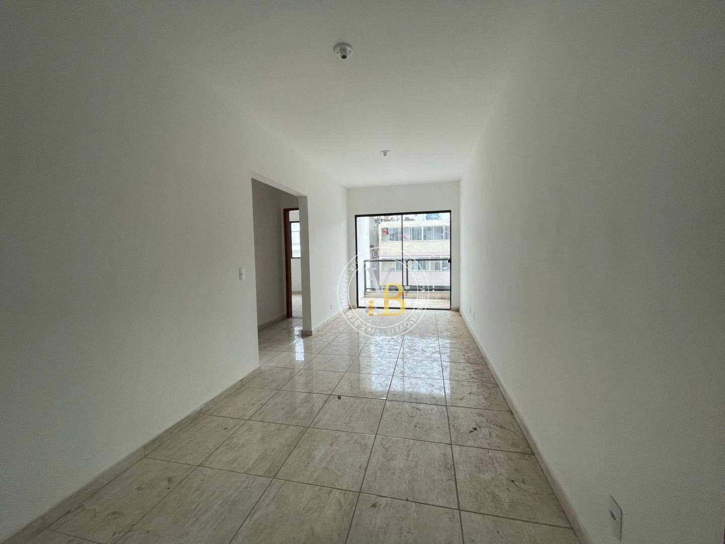 Apartamento à venda com 2 quartos, 67m² - Foto 2