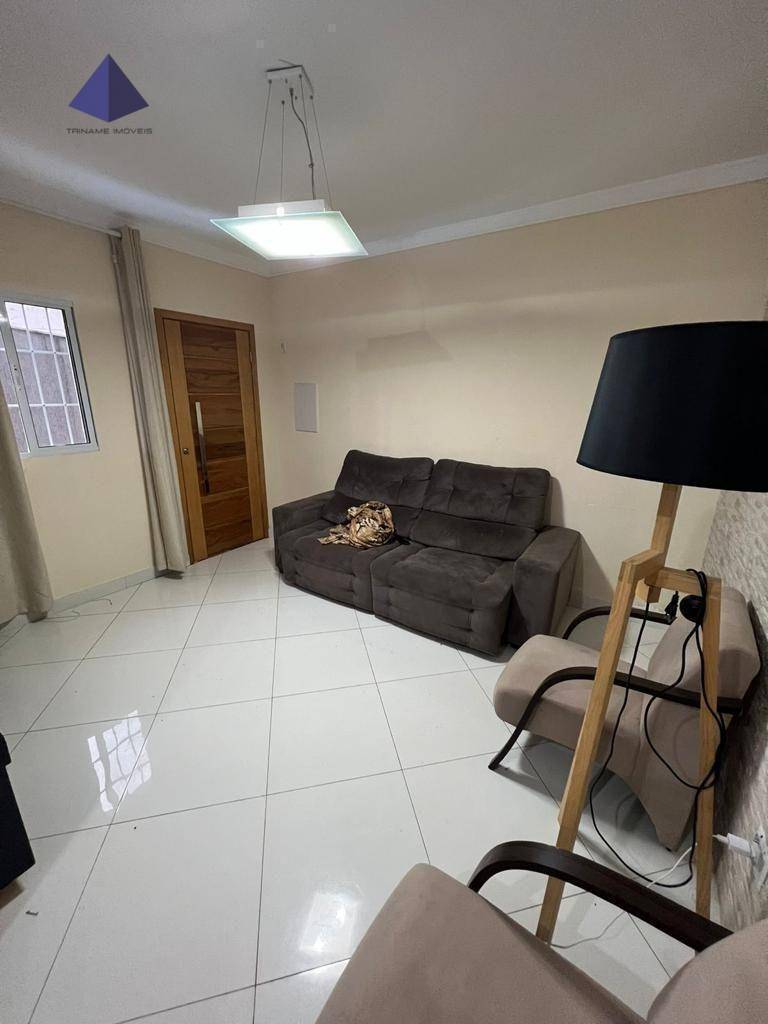 Sobrado à venda com 3 quartos, 330m² - Foto 1