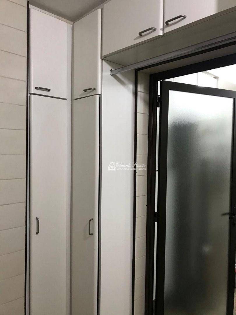 Apartamento à venda com 4 quartos, 230m² - Foto 29