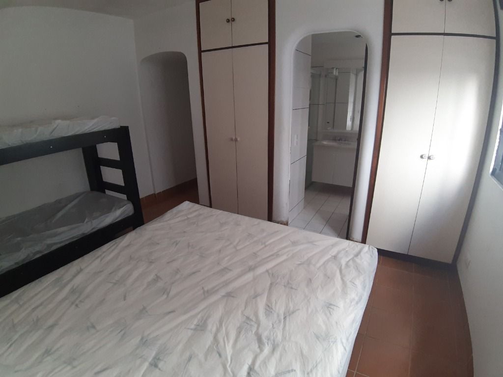 Apartamento à venda com 3 quartos, 140m² - Foto 6