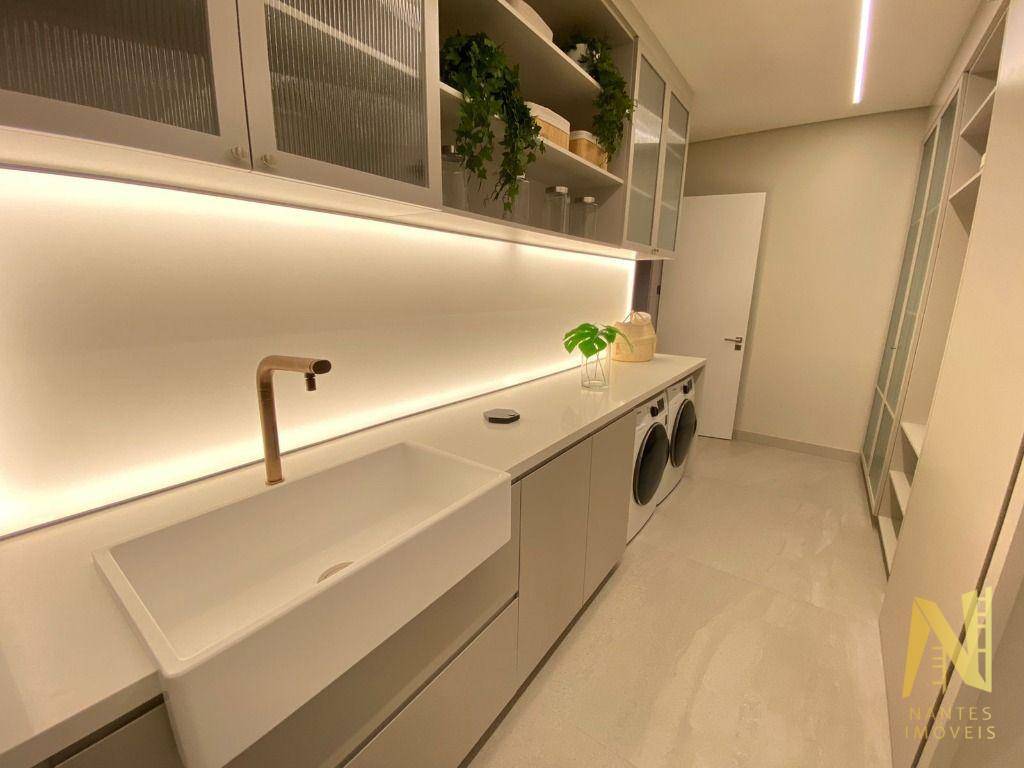 Apartamento à venda com 4 quartos, 346m² - Foto 14