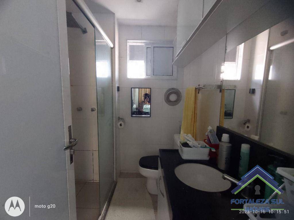 Apartamento à venda com 2 quartos, 78m² - Foto 11