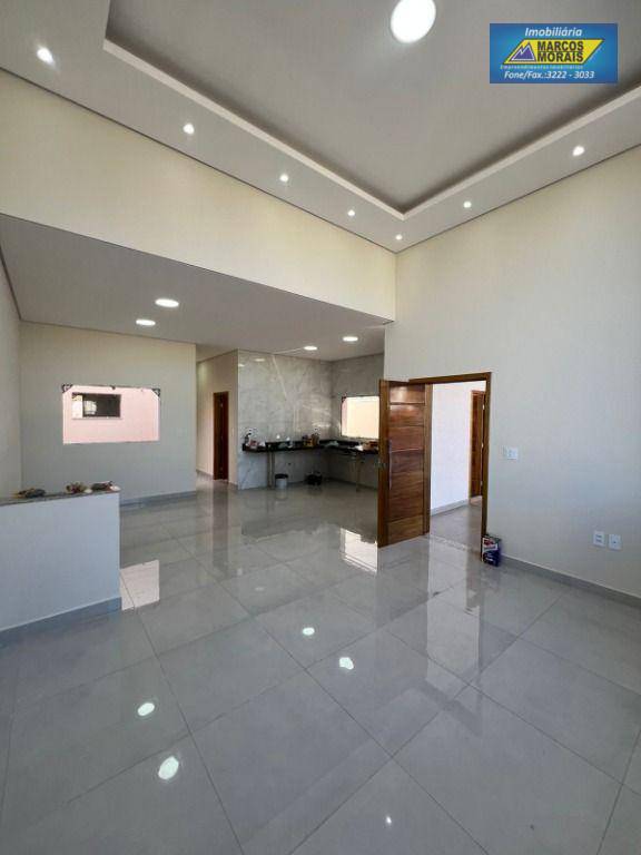 Casa de Condomínio à venda com 3 quartos, 121m² - Foto 3