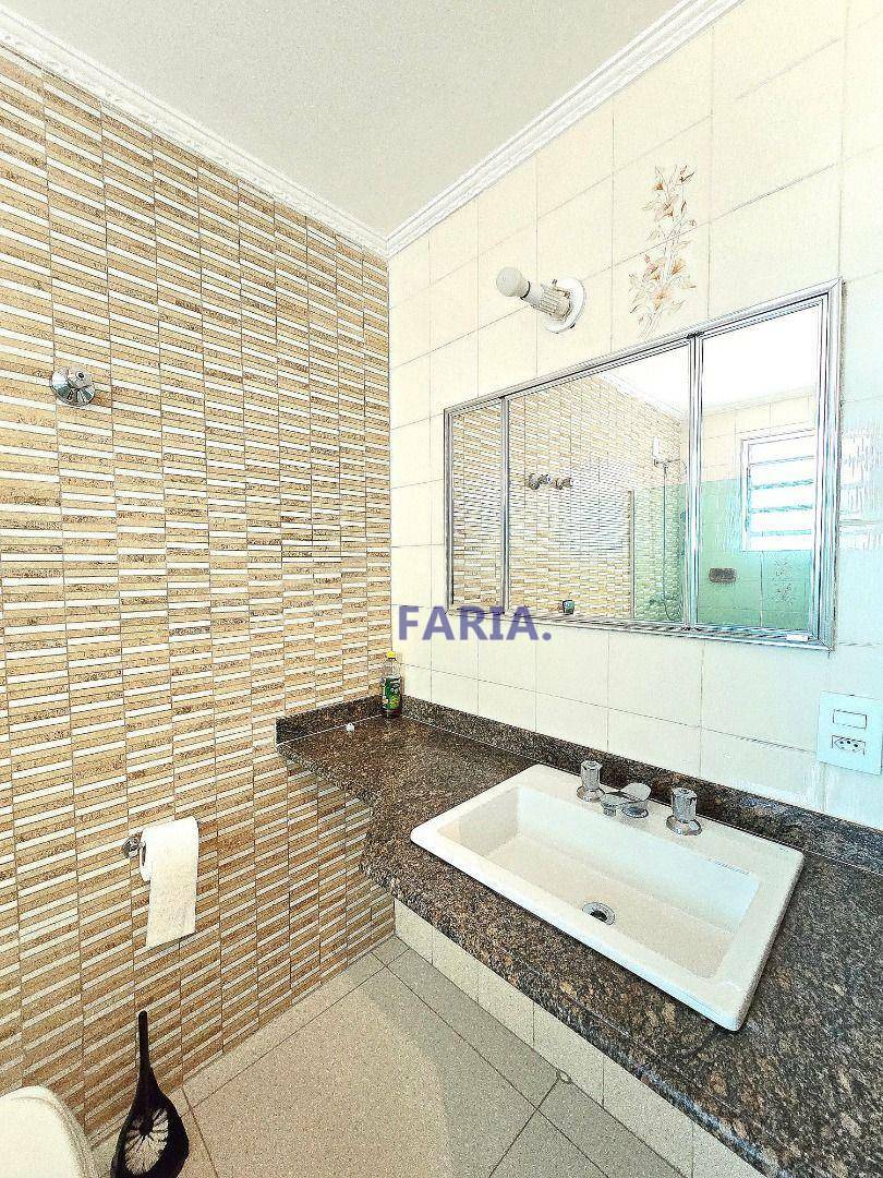 Apartamento à venda com 5 quartos, 211m² - Foto 16
