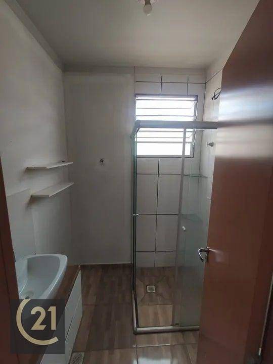 Apartamento à venda com 2 quartos, 42m² - Foto 5