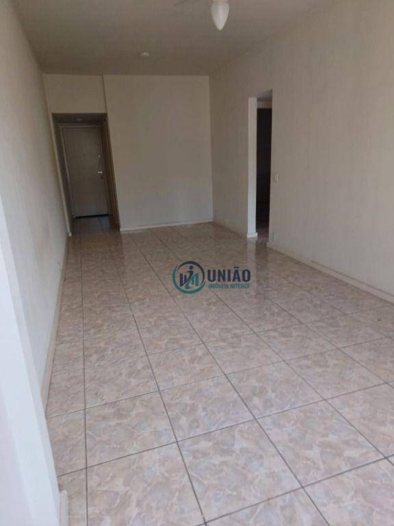 Apartamento à venda com 2 quartos, 75m² - Foto 5