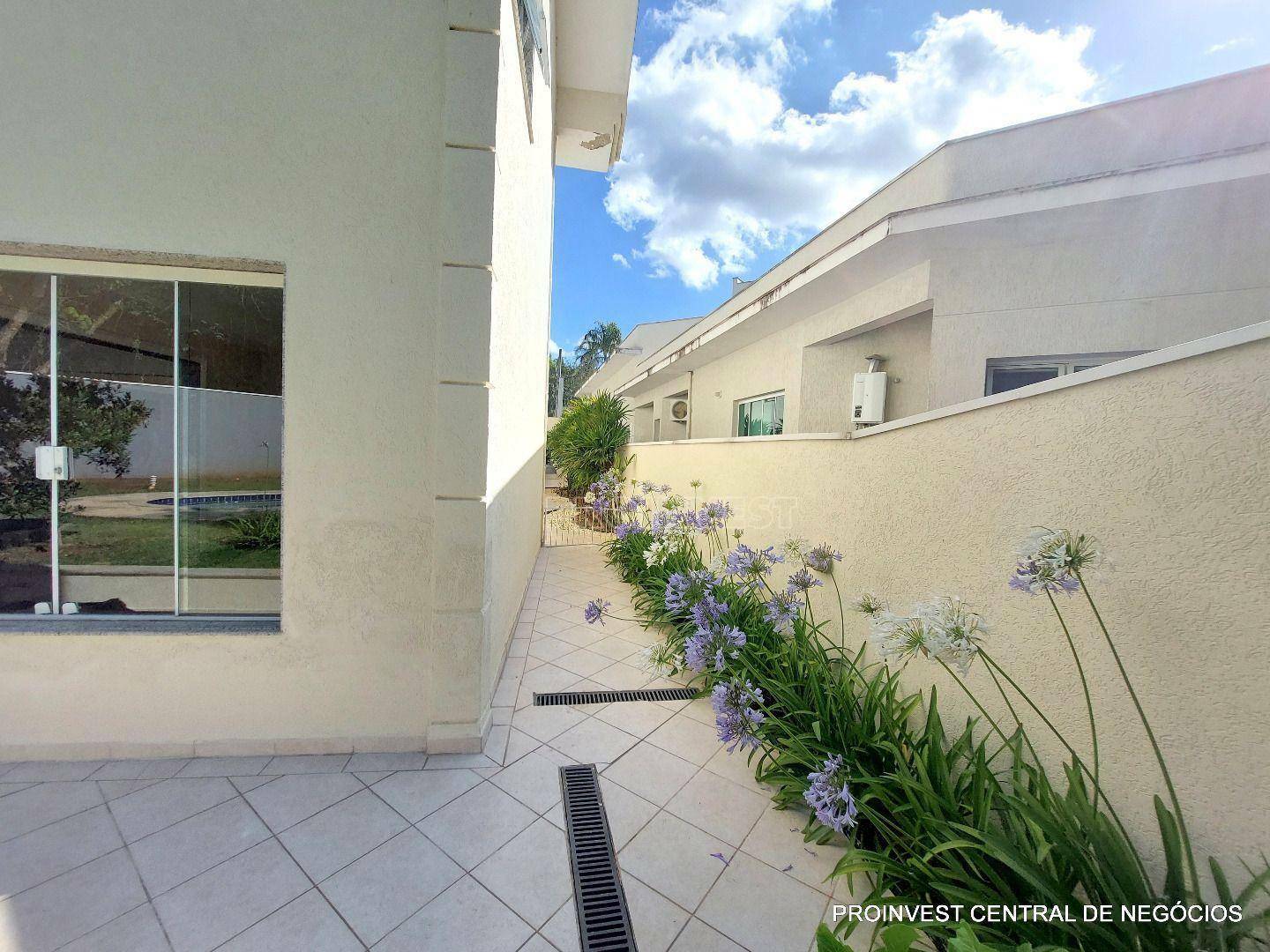 Casa de Condomínio à venda com 4 quartos, 680m² - Foto 58
