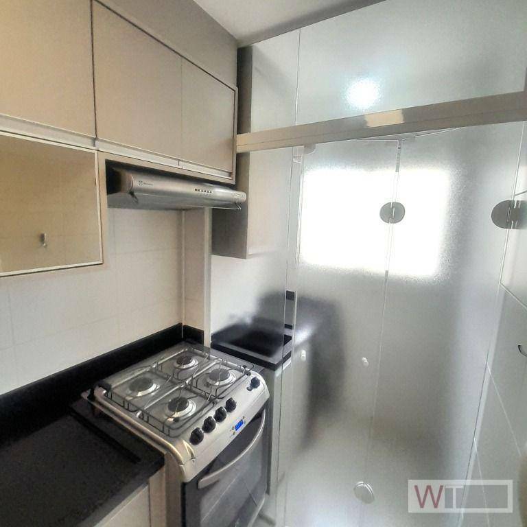 Apartamento para alugar com 2 quartos, 41m² - Foto 10
