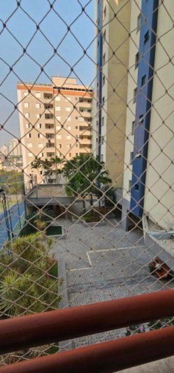 Apartamento à venda com 3 quartos, 91m² - Foto 8