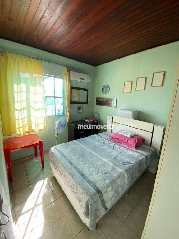 Casa à venda com 3 quartos, 198m² - Foto 17