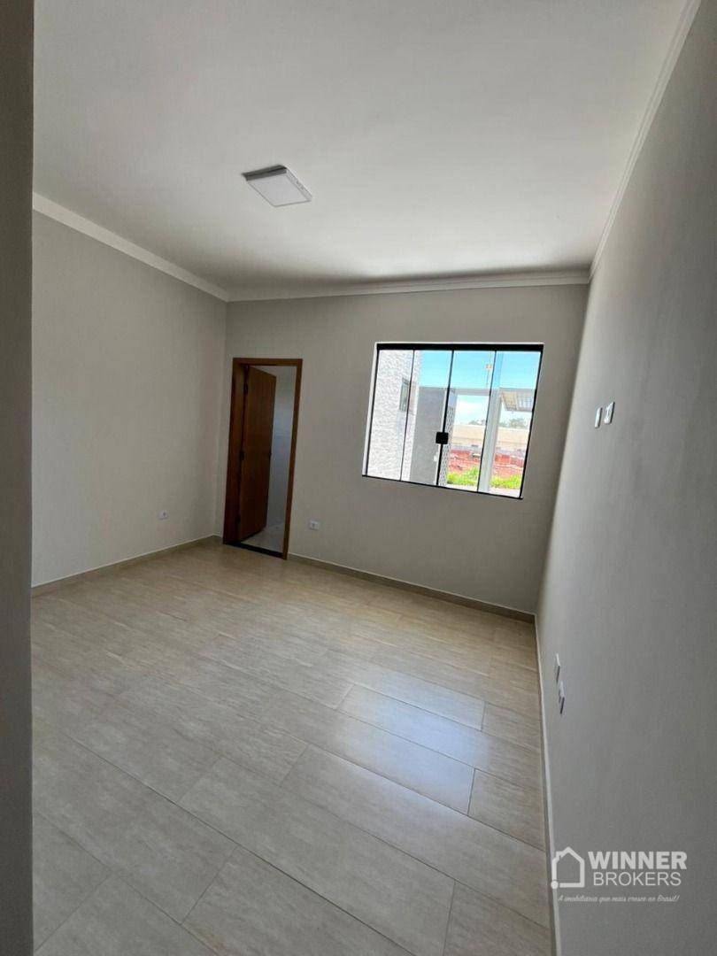 Casa à venda com 3 quartos, 90m² - Foto 8