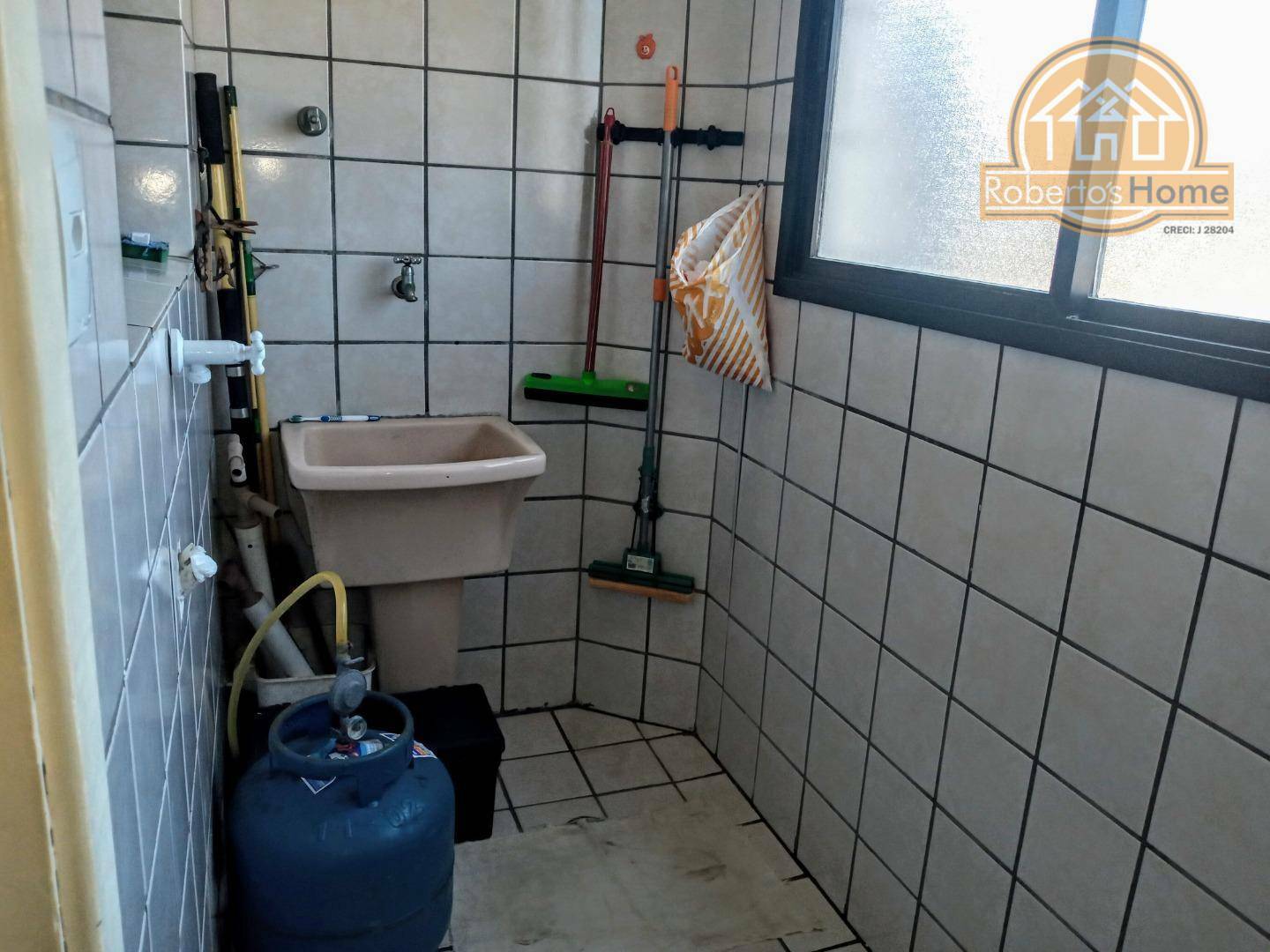 Apartamento à venda com 1 quarto, 80m² - Foto 32