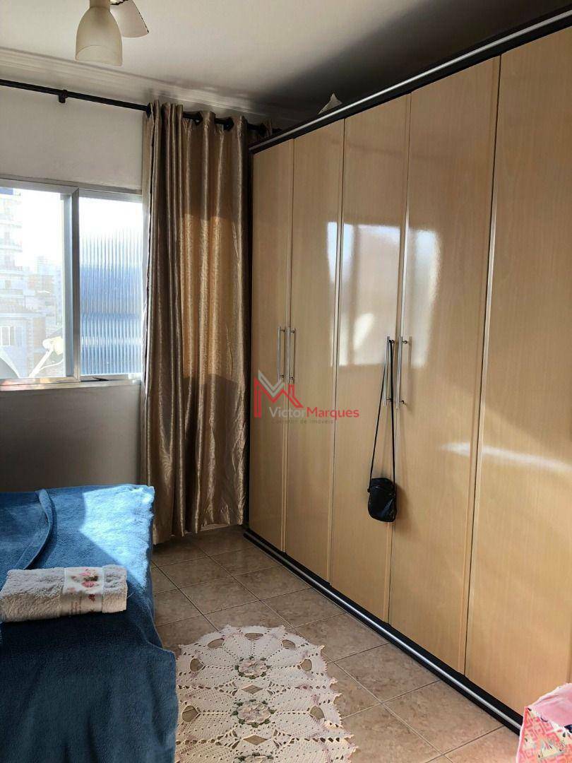 Apartamento à venda com 5 quartos, 210m² - Foto 23