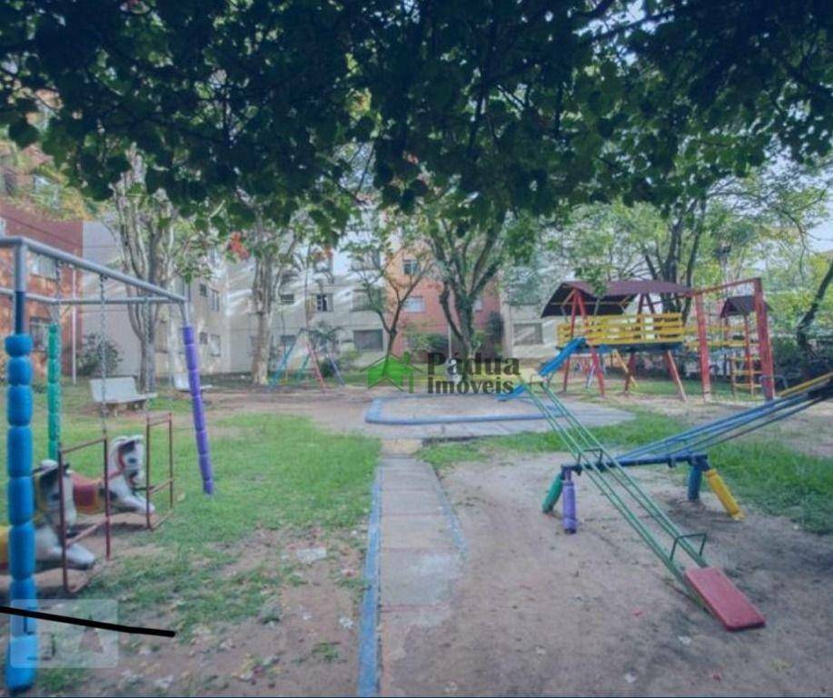 Apartamento à venda com 2 quartos, 61m² - Foto 15