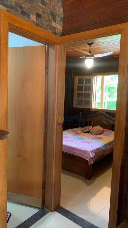 Chácara à venda com 3 quartos, 310m² - Foto 17