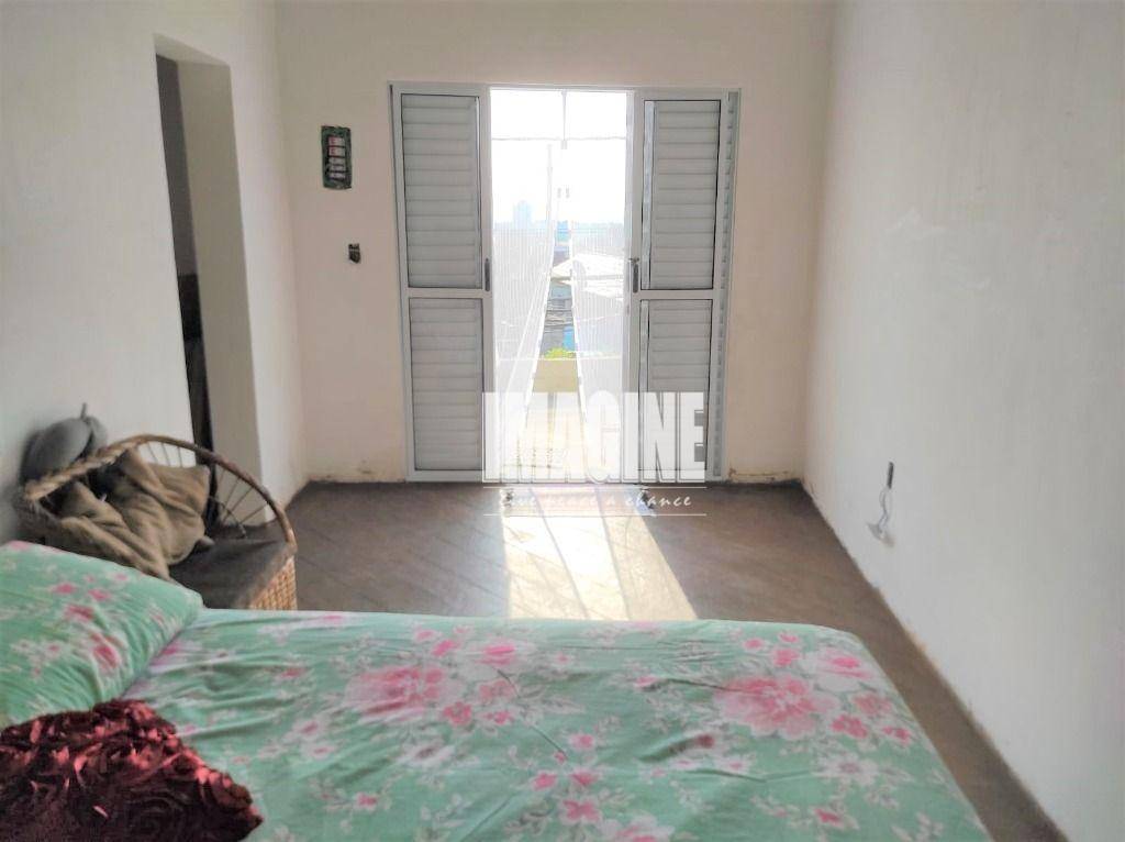 Sobrado à venda com 3 quartos, 246m² - Foto 9