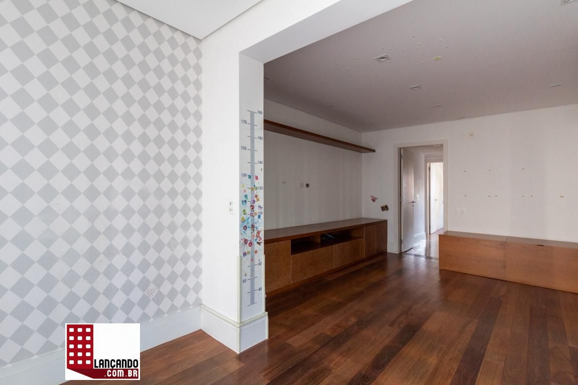 Apartamento à venda com 3 quartos, 223m² - Foto 5