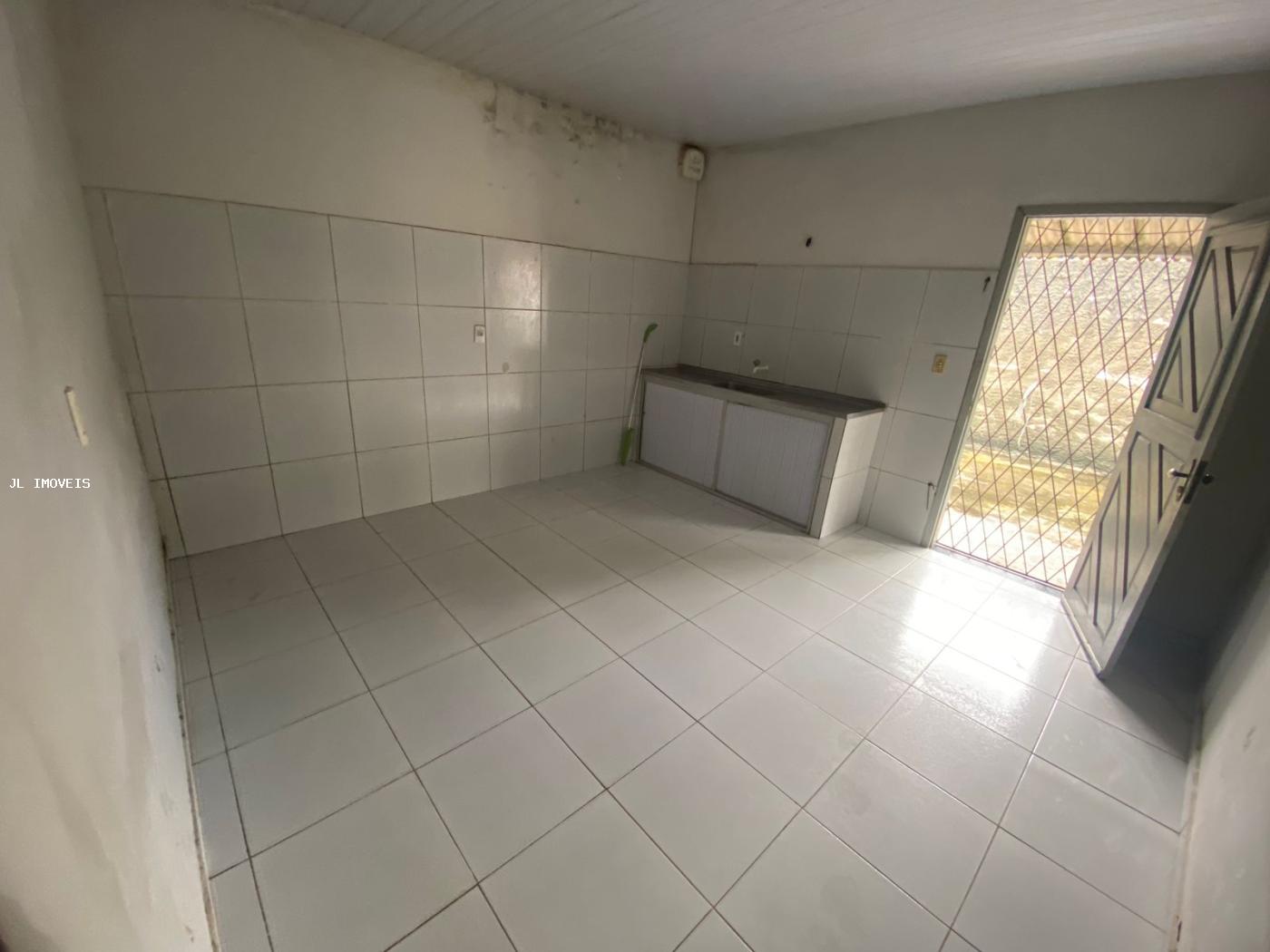 Casa à venda com 3 quartos, 200m² - Foto 13