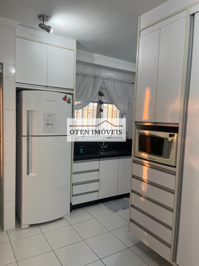 Apartamento à venda com 3 quartos, 129m² - Foto 2