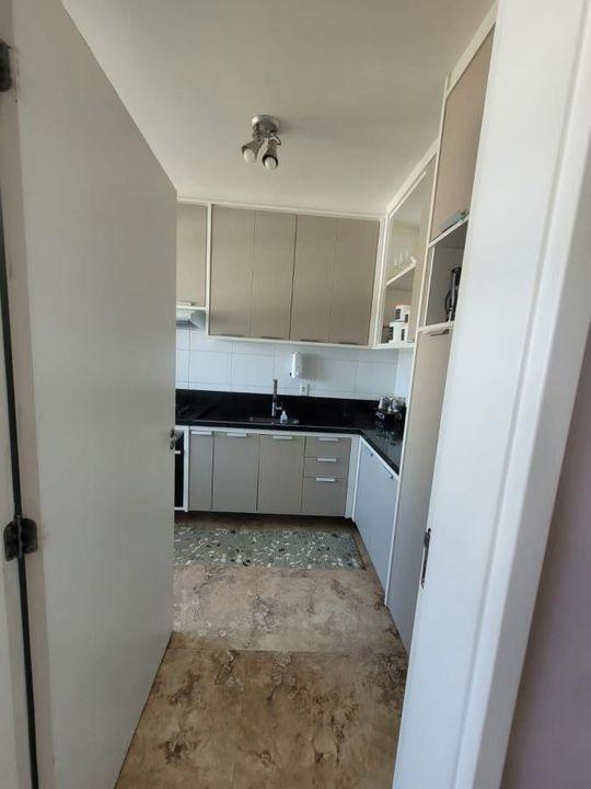 Apartamento à venda com 2 quartos, 60m² - Foto 12