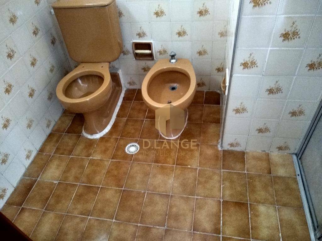 Apartamento para alugar com 2 quartos, 70m² - Foto 28