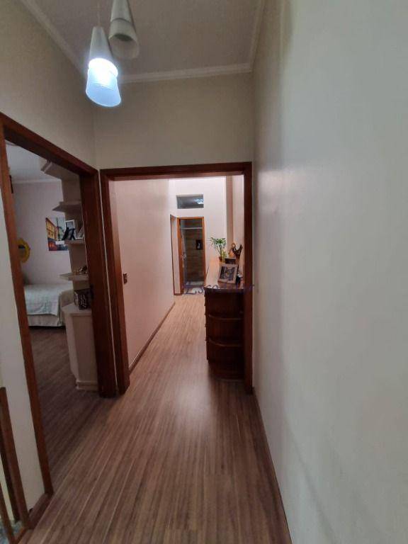 Sobrado à venda com 3 quartos, 150m² - Foto 4