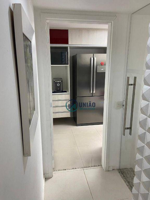 Cobertura à venda com 4 quartos, 220m² - Foto 23