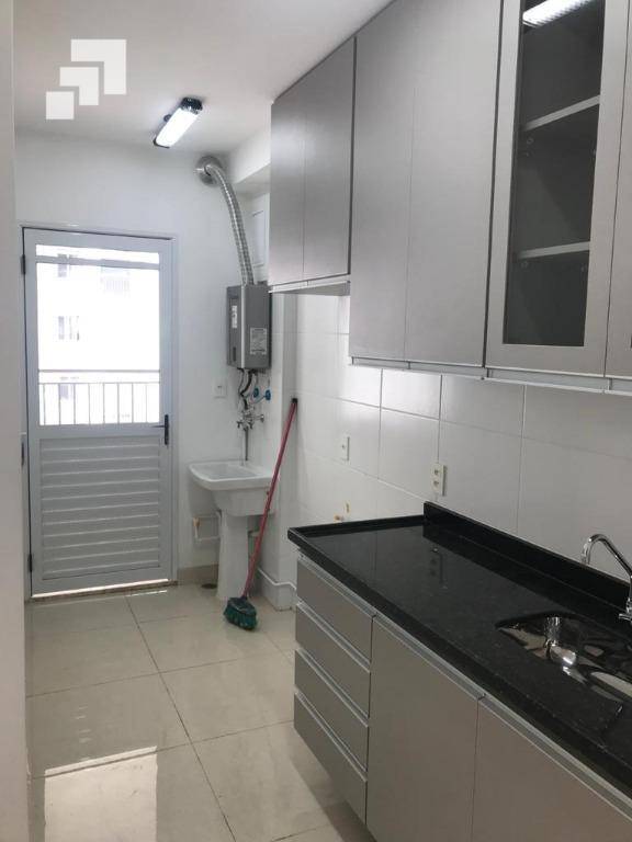 Apartamento à venda com 2 quartos, 60m² - Foto 21