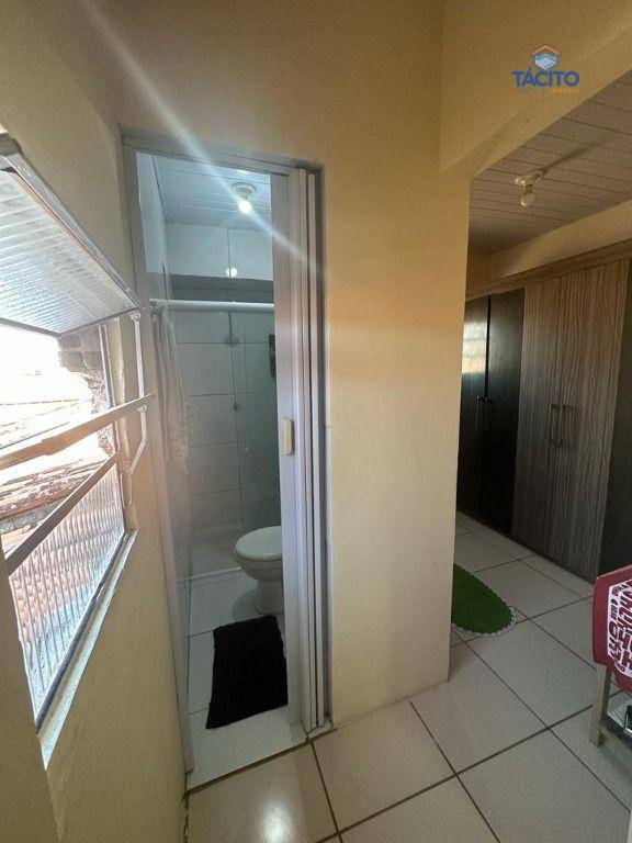 Casa à venda com 8 quartos, 400m² - Foto 23