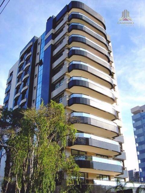 Apartamento à venda com 3 quartos, 347m² - Foto 2