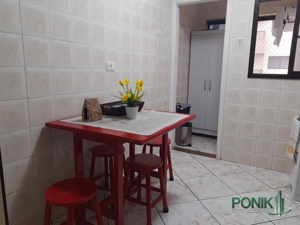 Apartamento à venda com 2 quartos, 82m² - Foto 9