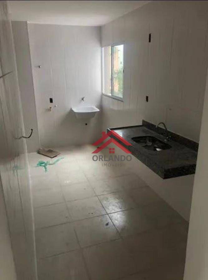 Apartamento à venda com 3 quartos, 70m² - Foto 2