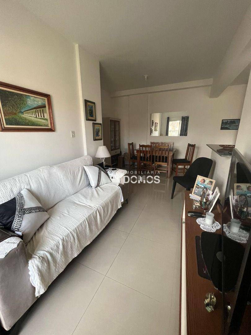 Apartamento à venda com 2 quartos, 70m² - Foto 13