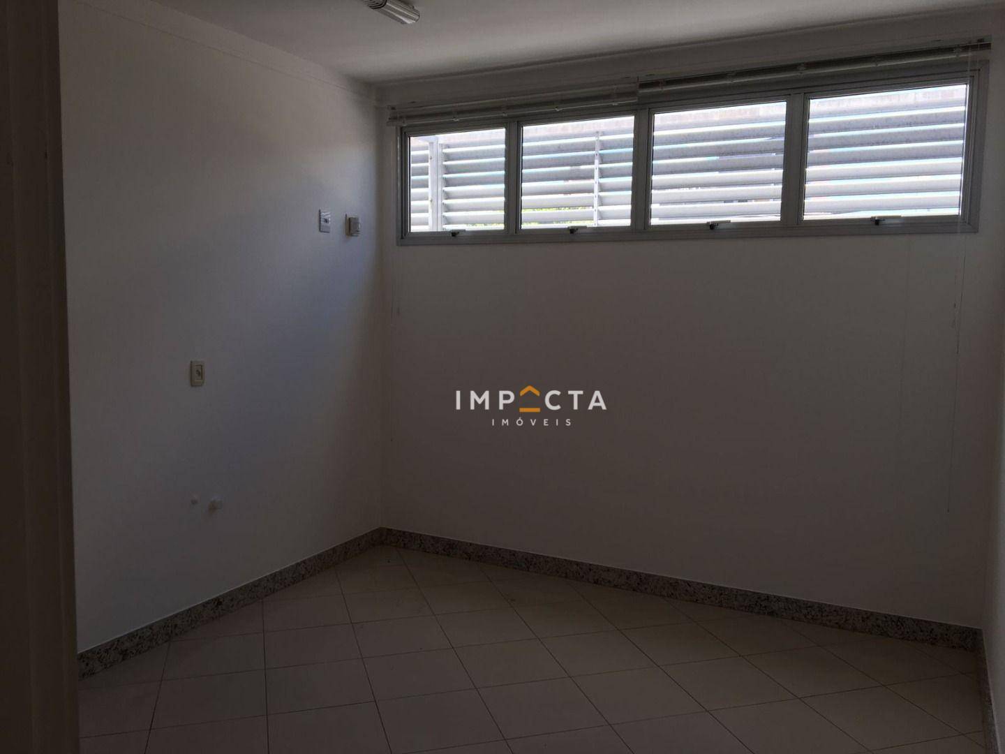 Prédio Inteiro para alugar, 200m² - Foto 10