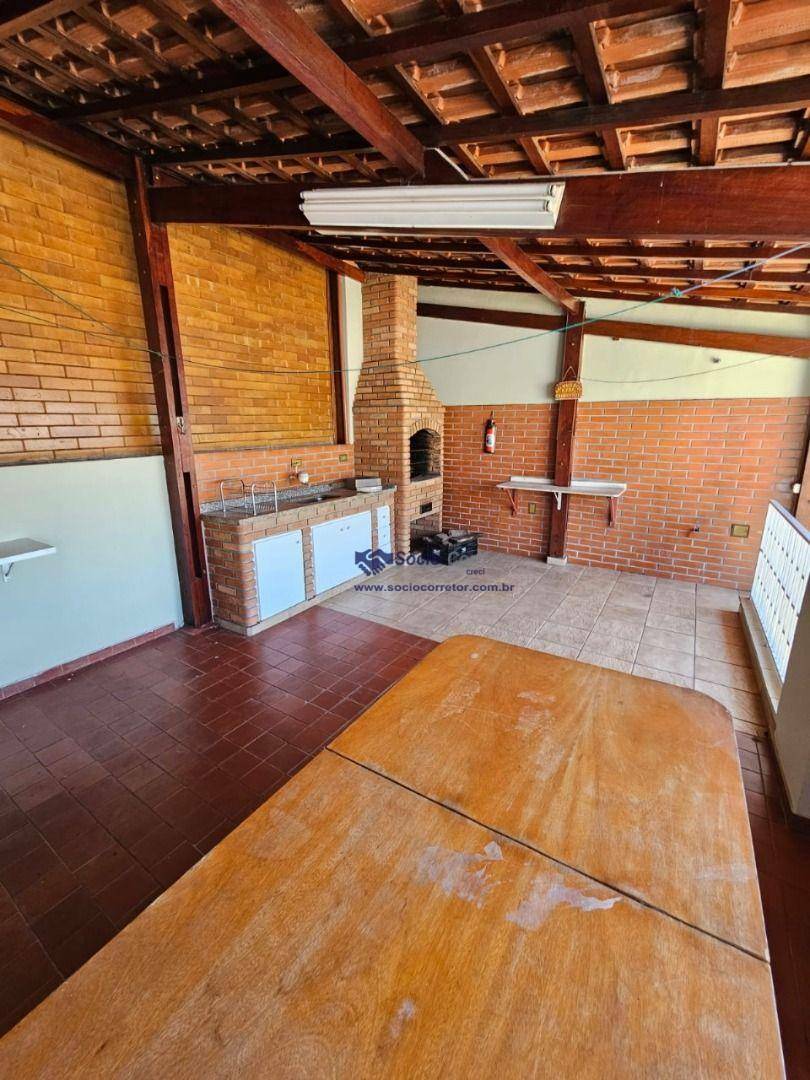 Casa à venda com 4 quartos, 145m² - Foto 11
