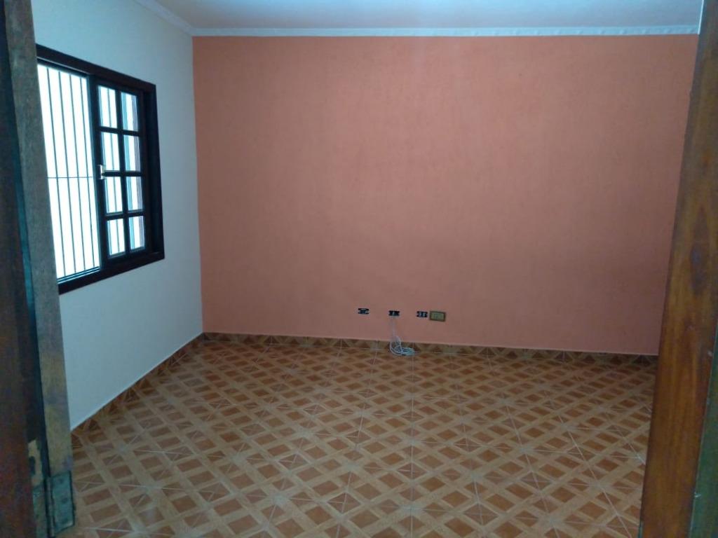 Casa para alugar com 1 quarto, 80m² - Foto 1