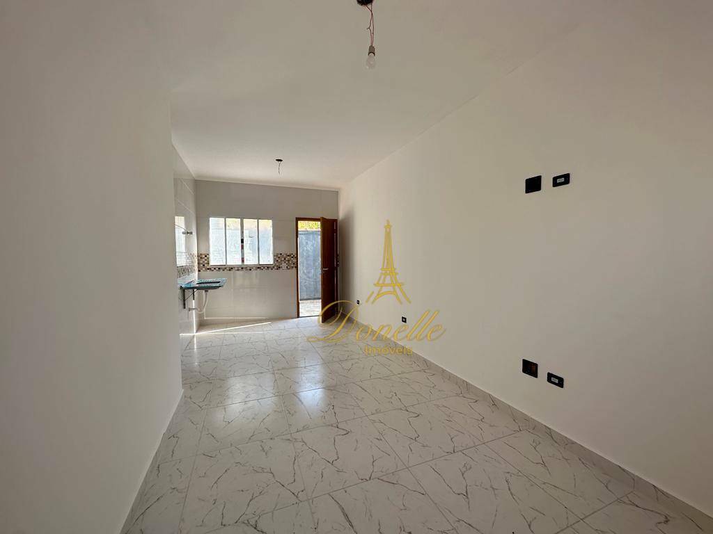 Casa à venda com 2 quartos, 55m² - Foto 22