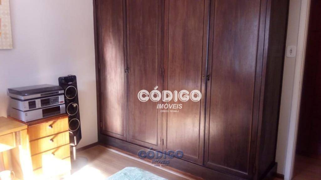 Sobrado à venda com 3 quartos, 250m² - Foto 20