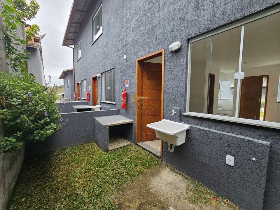 Casa de Condomínio à venda com 2 quartos, 100m² - Foto 13