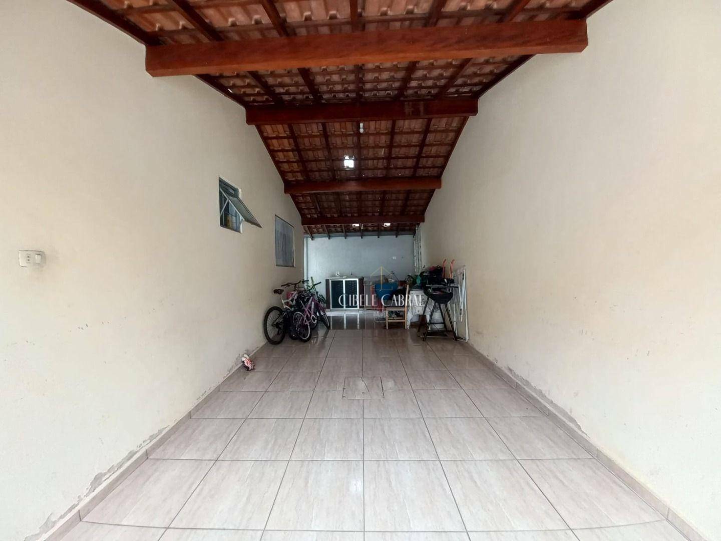 Casa à venda com 2 quartos, 82m² - Foto 3