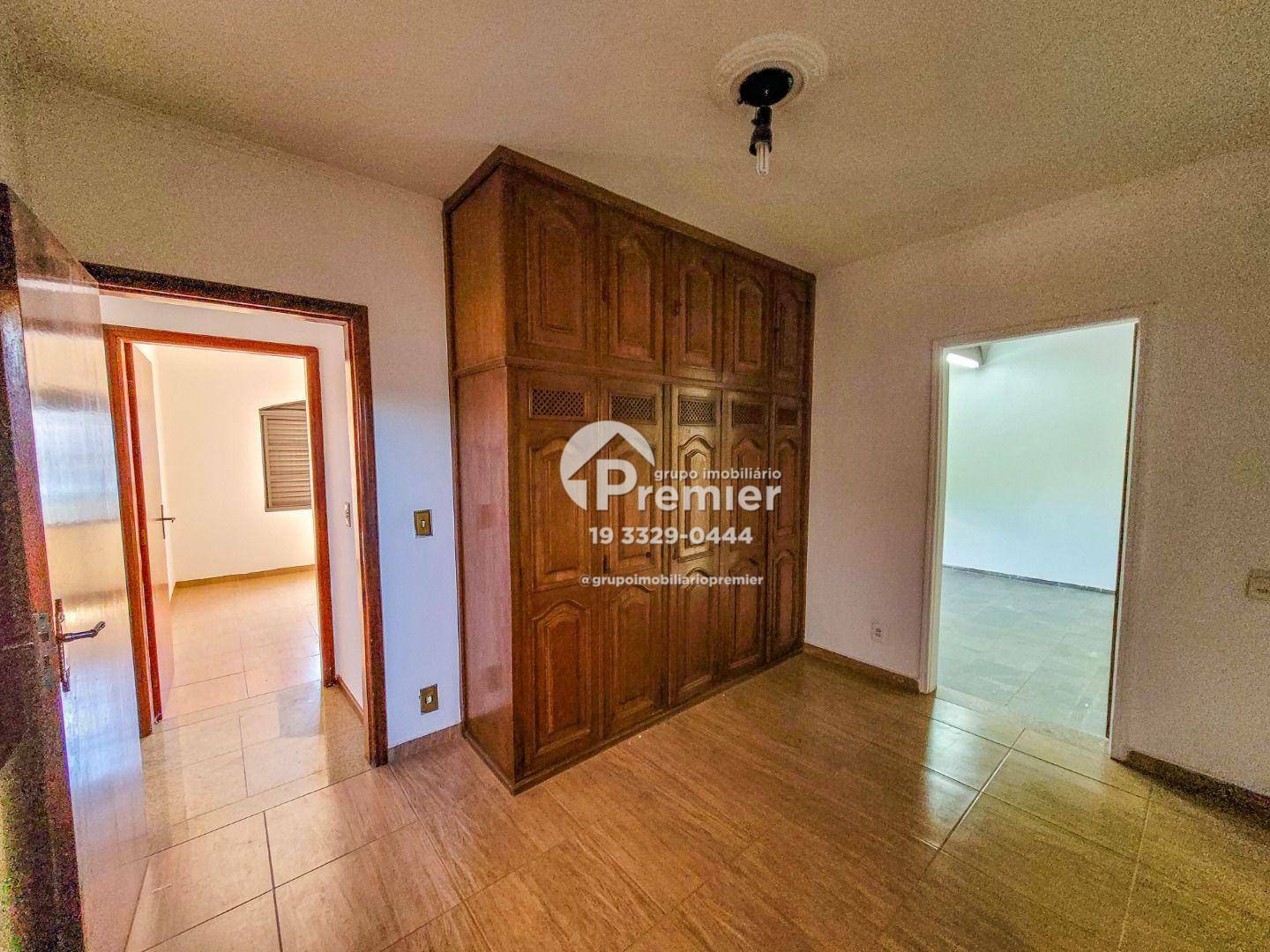 Casa para alugar com 3 quartos, 277m² - Foto 26