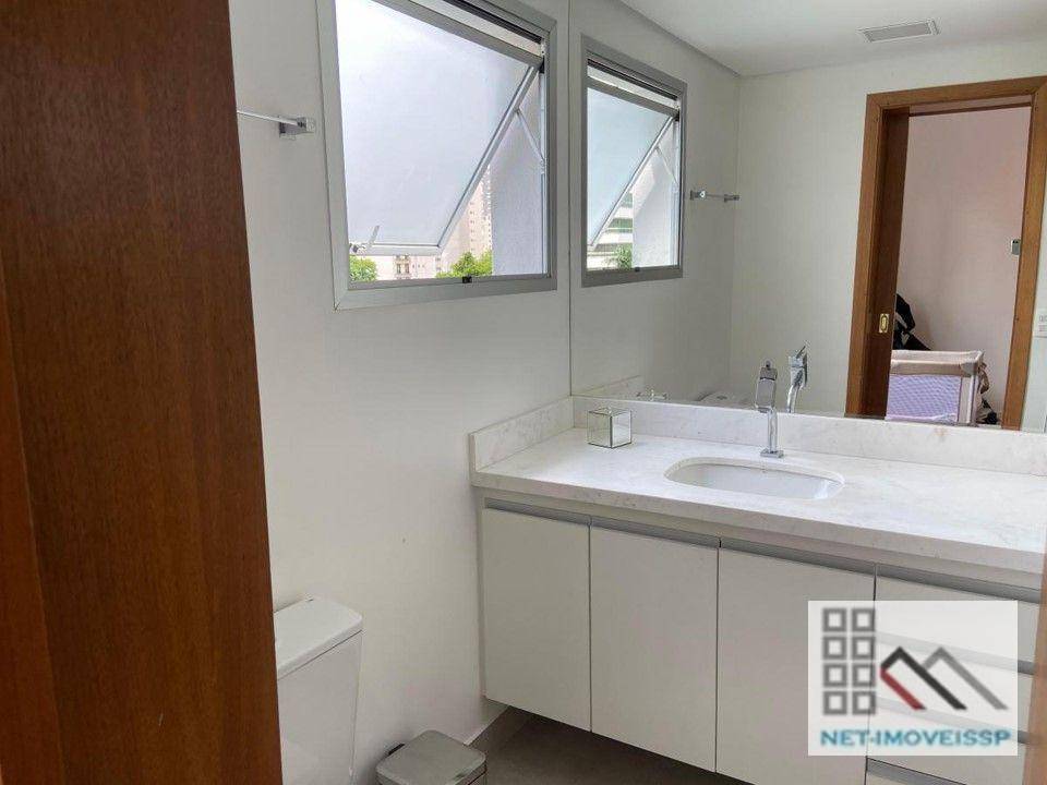 Apartamento à venda com 4 quartos, 196m² - Foto 18