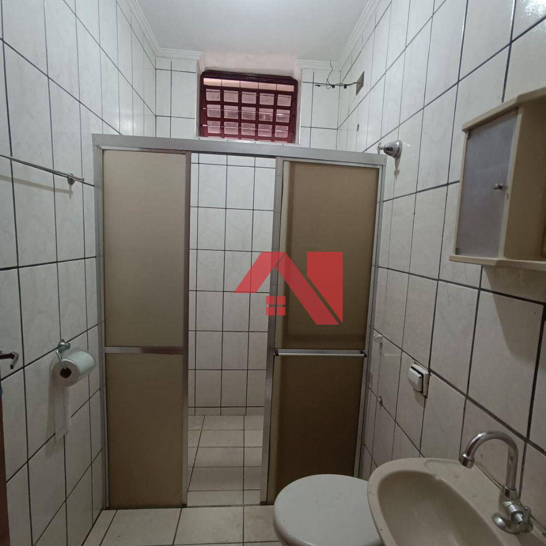 Sobrado à venda e aluguel com 3 quartos, 156m² - Foto 19