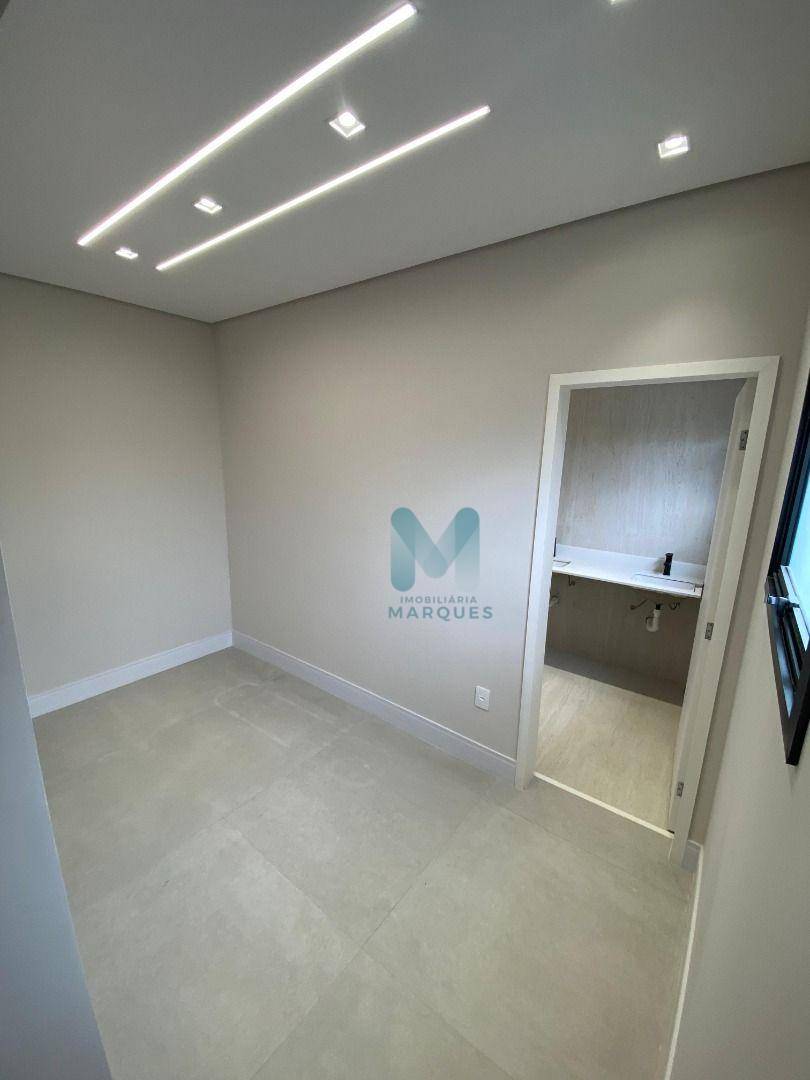 Casa à venda com 3 quartos, 185m² - Foto 19