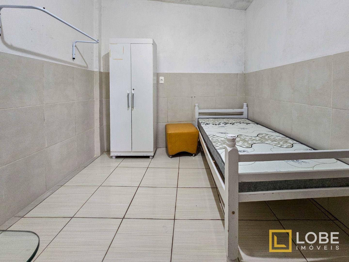 Casa à venda com 2 quartos, 280m² - Foto 12