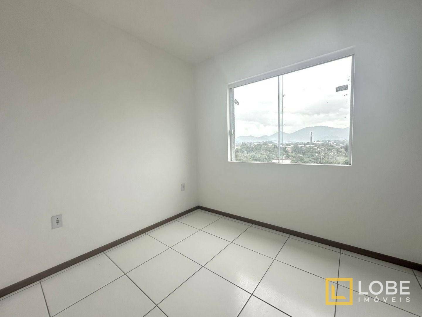 Apartamento à venda com 2 quartos, 62m² - Foto 8