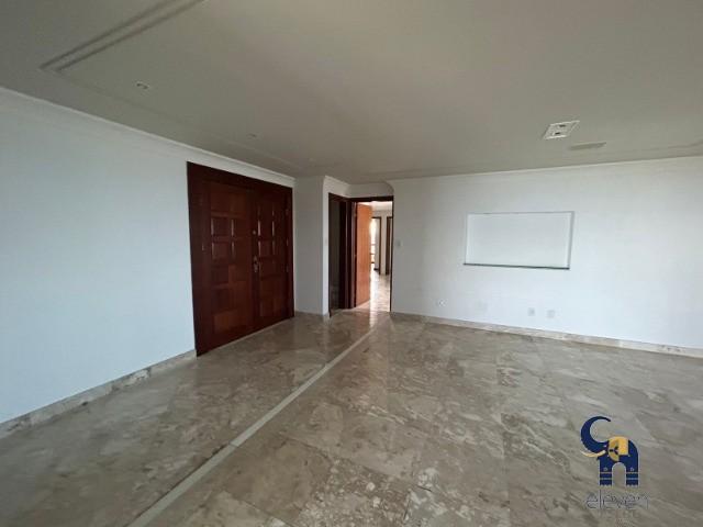 Apartamento à venda com 4 quartos, 294m² - Foto 9